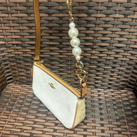 coach Nolita 19 In Blocked Signature Canvas ca444 - Picture 5 of 7